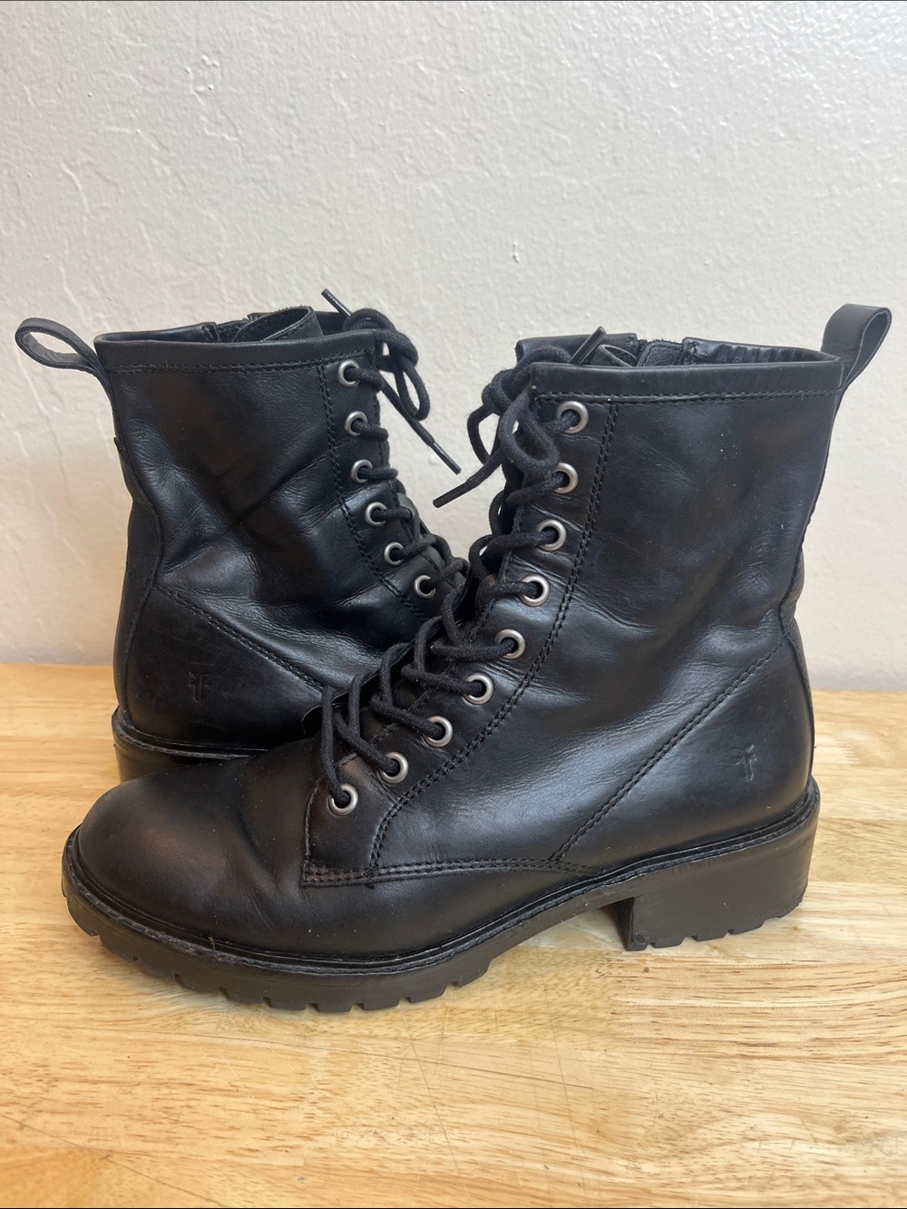 FRYE Black Leather Lace-Up Combat Boots - Women 7.5